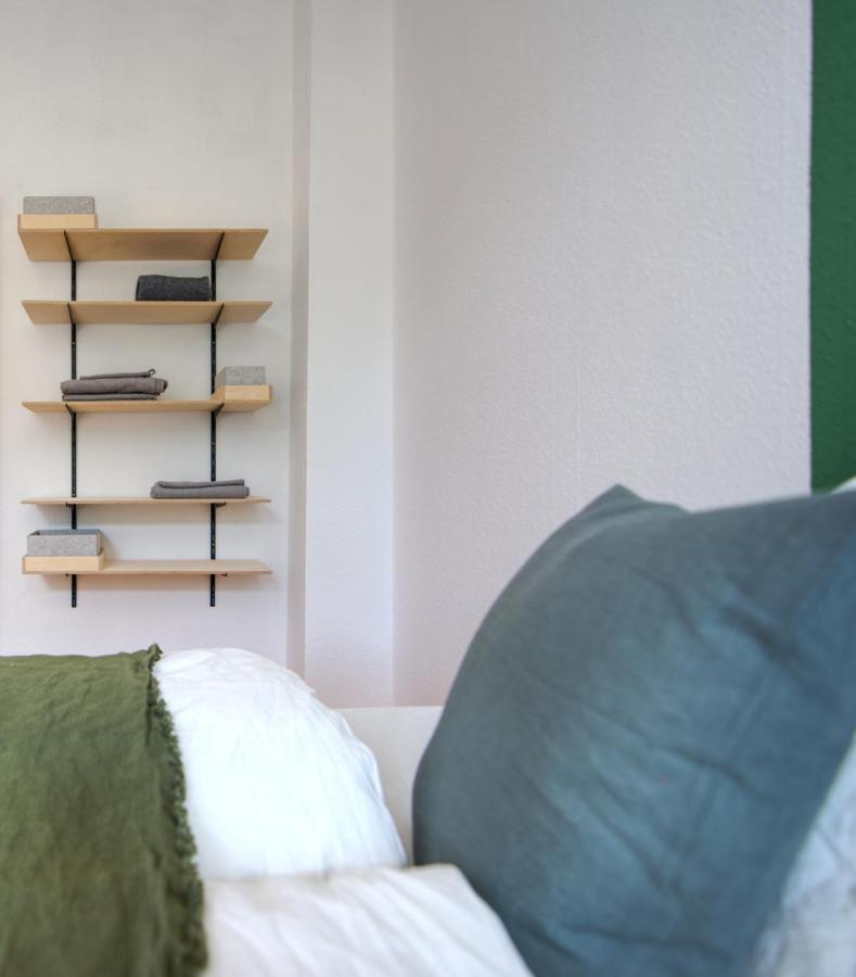Vonbehling Boutique Apartment Mit 65Zoll Tv Und Designerstuecken Halle  Dış mekan fotoğraf